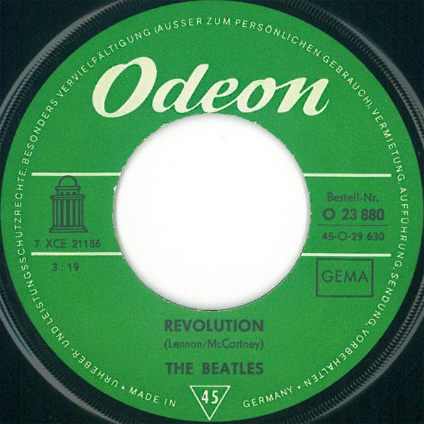 Beatles - Hey Jude / Revolution (Vinyl Single)